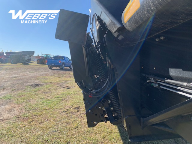 2018 MacDon FD135 Header Combine