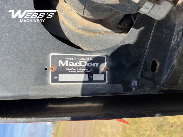 2013 MacDon D65-35 Header Combine