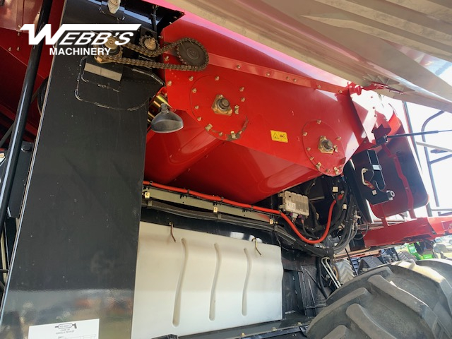 2018 Case IH 9240 Combine