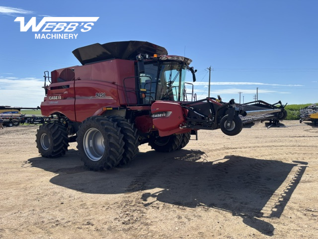 2018 Case IH 9240 Combine