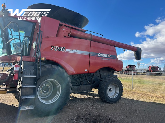 2011 Case IH 7088 Combine