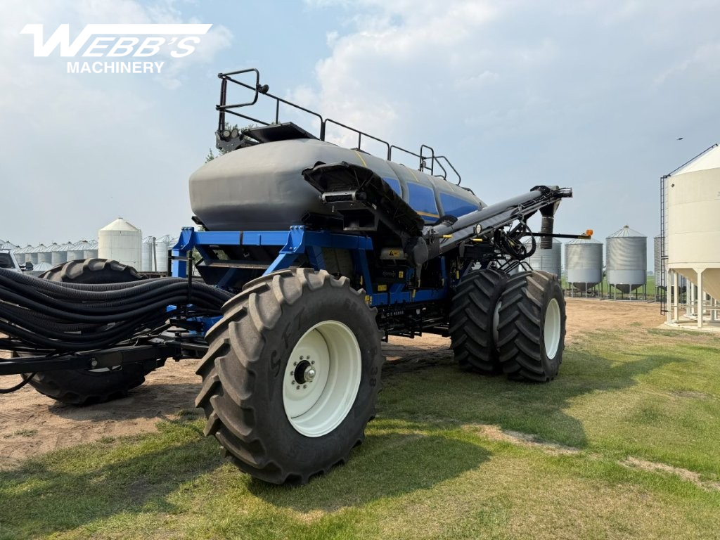 2017 New Holland P2070 Air Drill