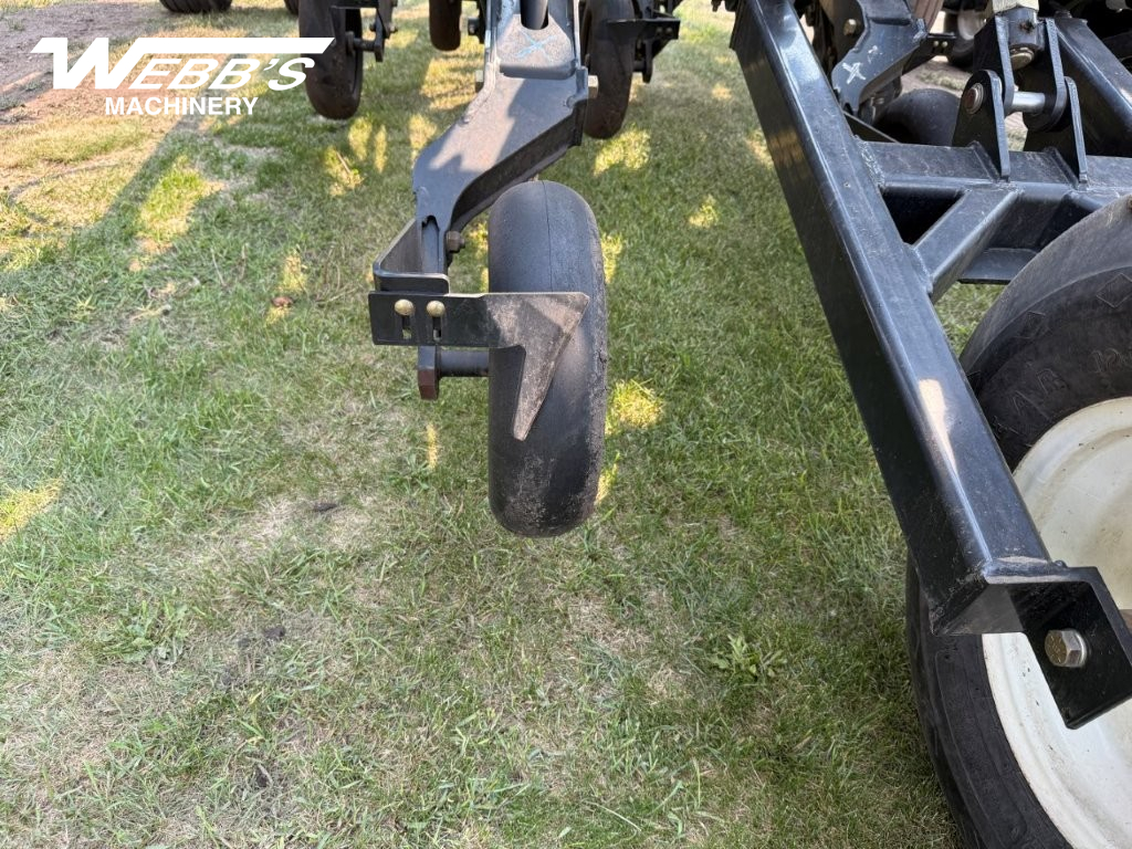 2017 New Holland P2070 Air Drill