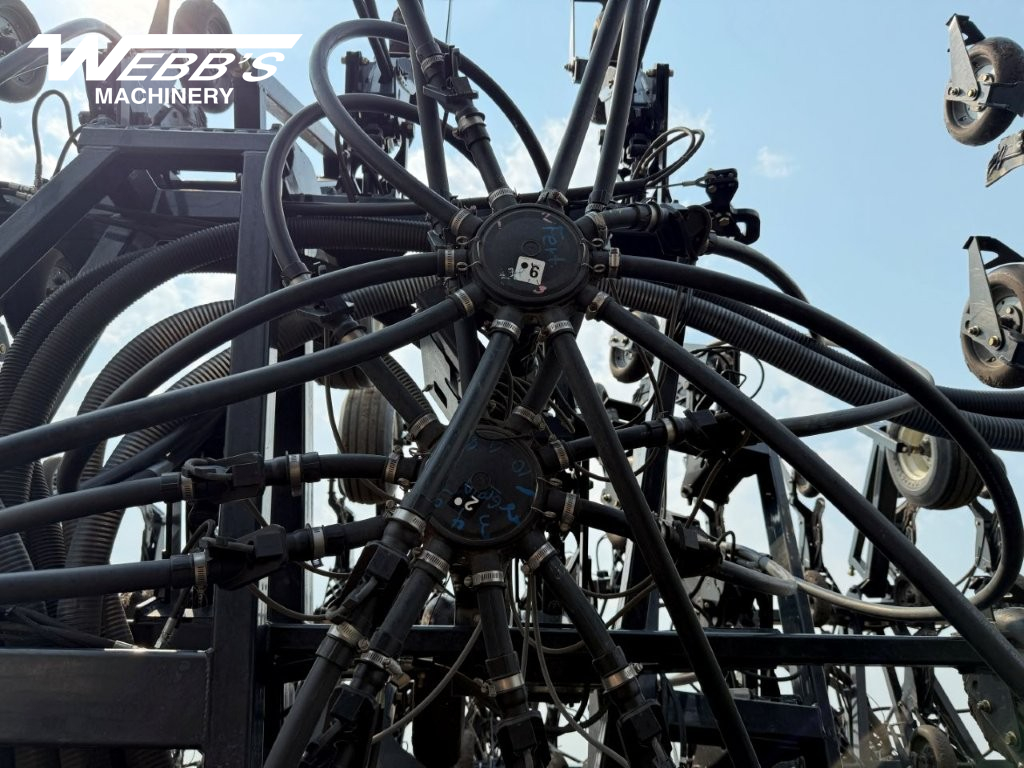 2017 New Holland P2070 Air Drill