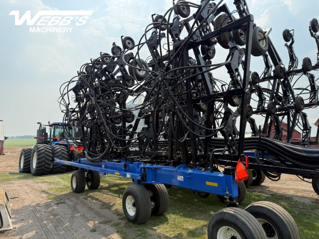 2017 New Holland P2070 Air Drill