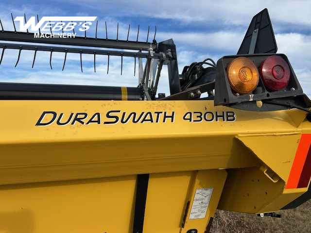 2014 New Holland 430HB Windrower Header