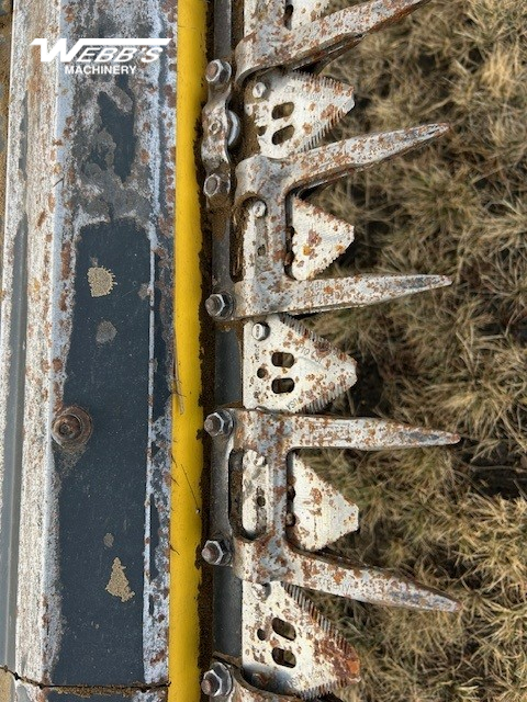 2014 New Holland 430HB Windrower Header