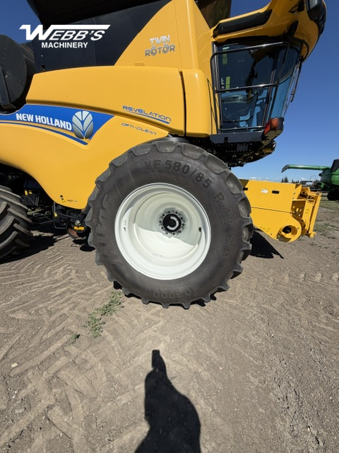 2022 New Holland CR9.90Z Combine
