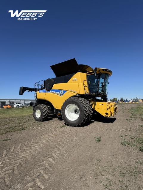 2022 New Holland CR9.90Z Combine