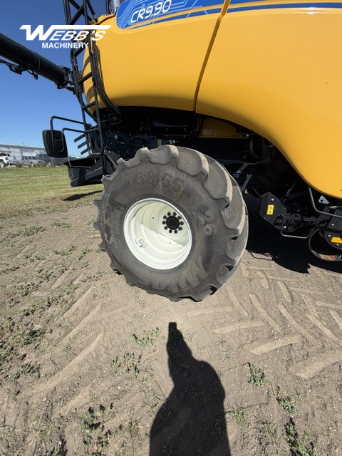 2022 New Holland CR9.90Z Combine