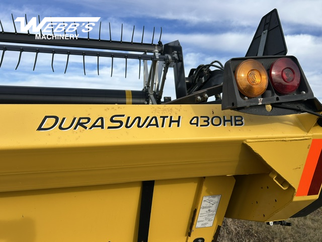 2014 New Holland 430HB Windrower Draper Header
