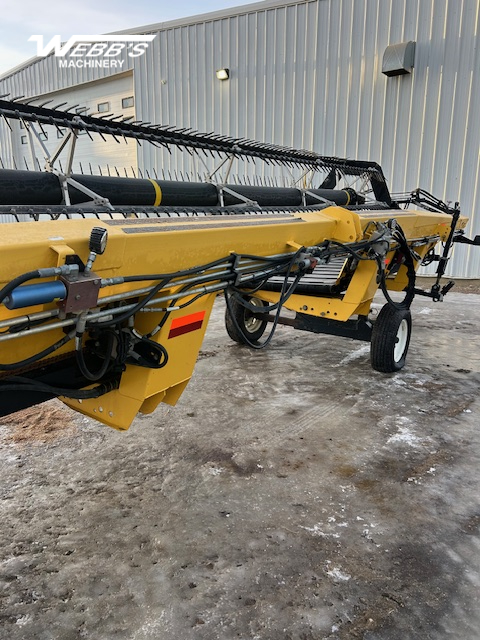 2013 New Holland HB30 Windrower Draper Header