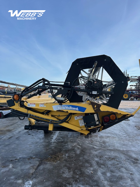 2013 New Holland HB30 Windrower Draper Header
