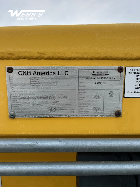 2013 New Holland HB30 Windrower Draper Header
