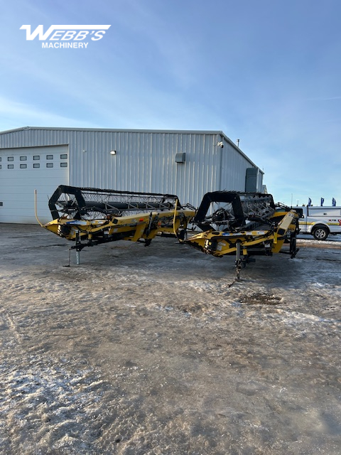 2013 New Holland HB30 Windrower Draper Header