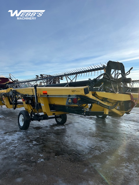 2013 New Holland HB30 Windrower Draper Header