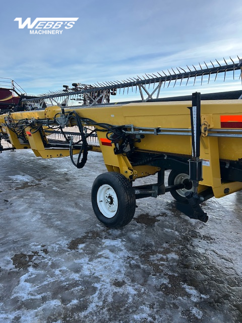 2013 New Holland HB30 Windrower Draper Header