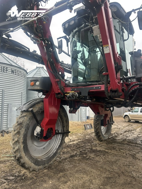 2009 Miller Nitro 4275 Sprayer/High Clearance