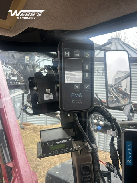 2009 Miller Nitro 4275 Sprayer/High Clearance