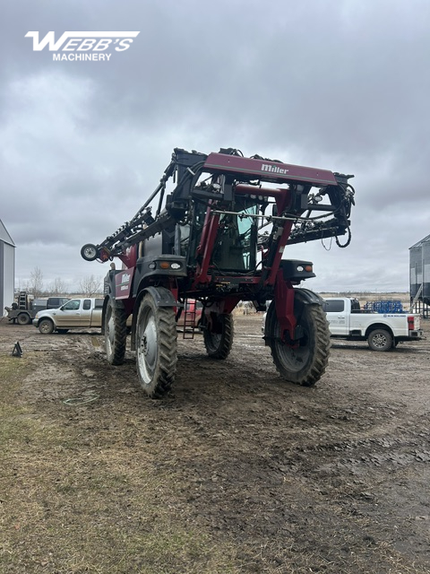 2009 Miller Nitro 4275 Sprayer/High Clearance