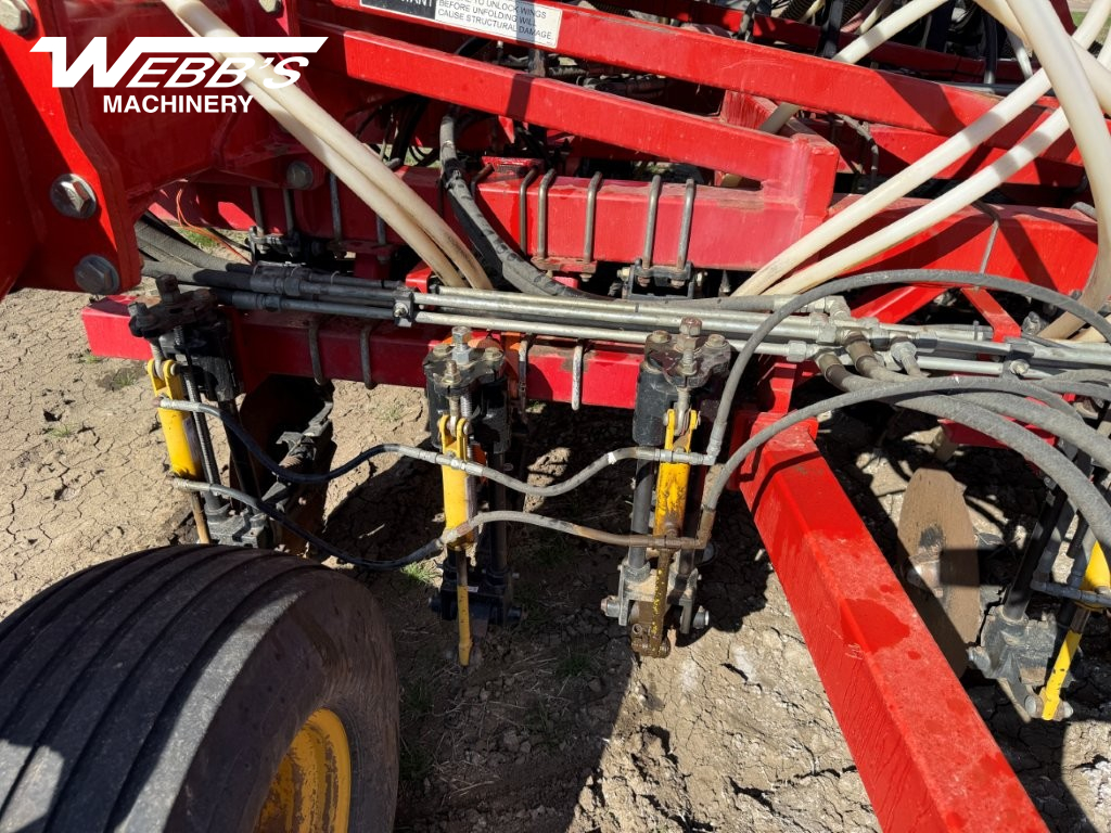 2009 Bourgault 3310-55/6550ST Air Drill
