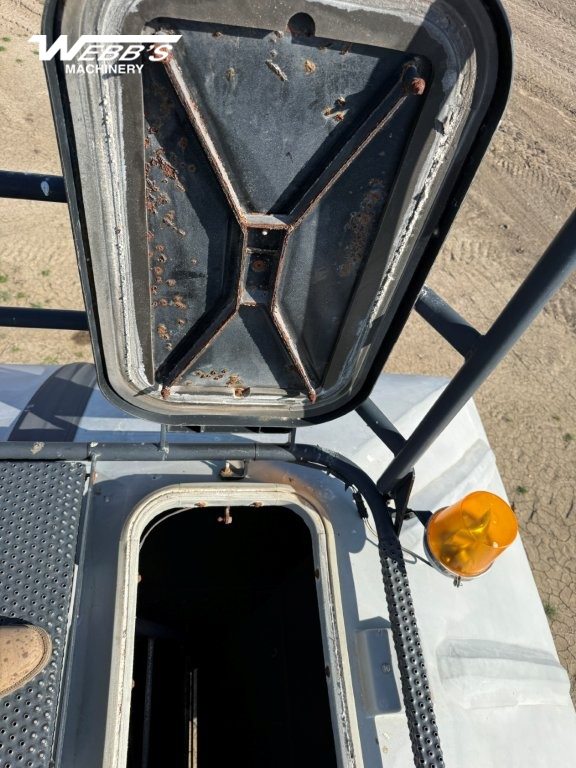 2010 Case 3430 Air Tank/Cart