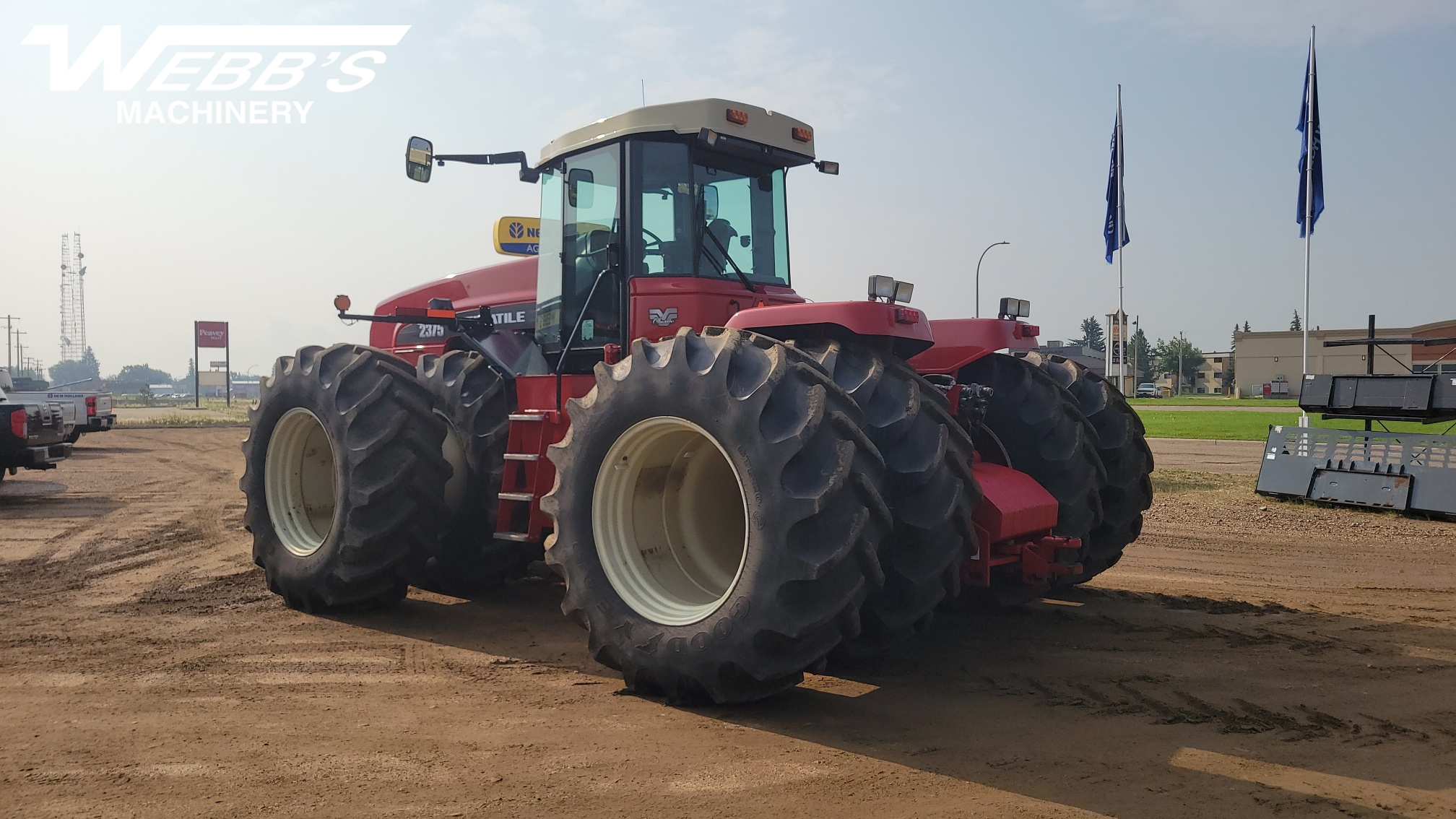 2013 Versatile 2375 Tractor