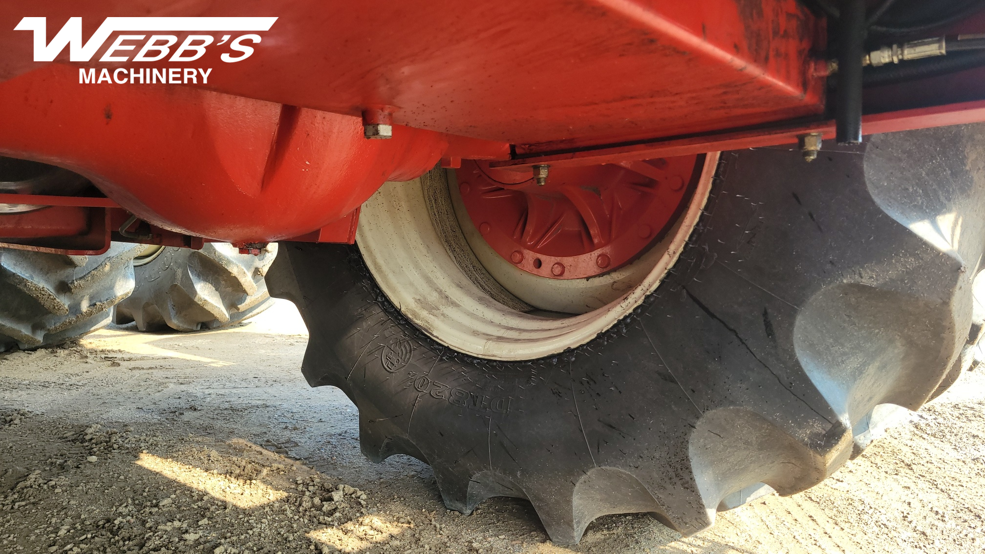 2013 Versatile 2375 Tractor