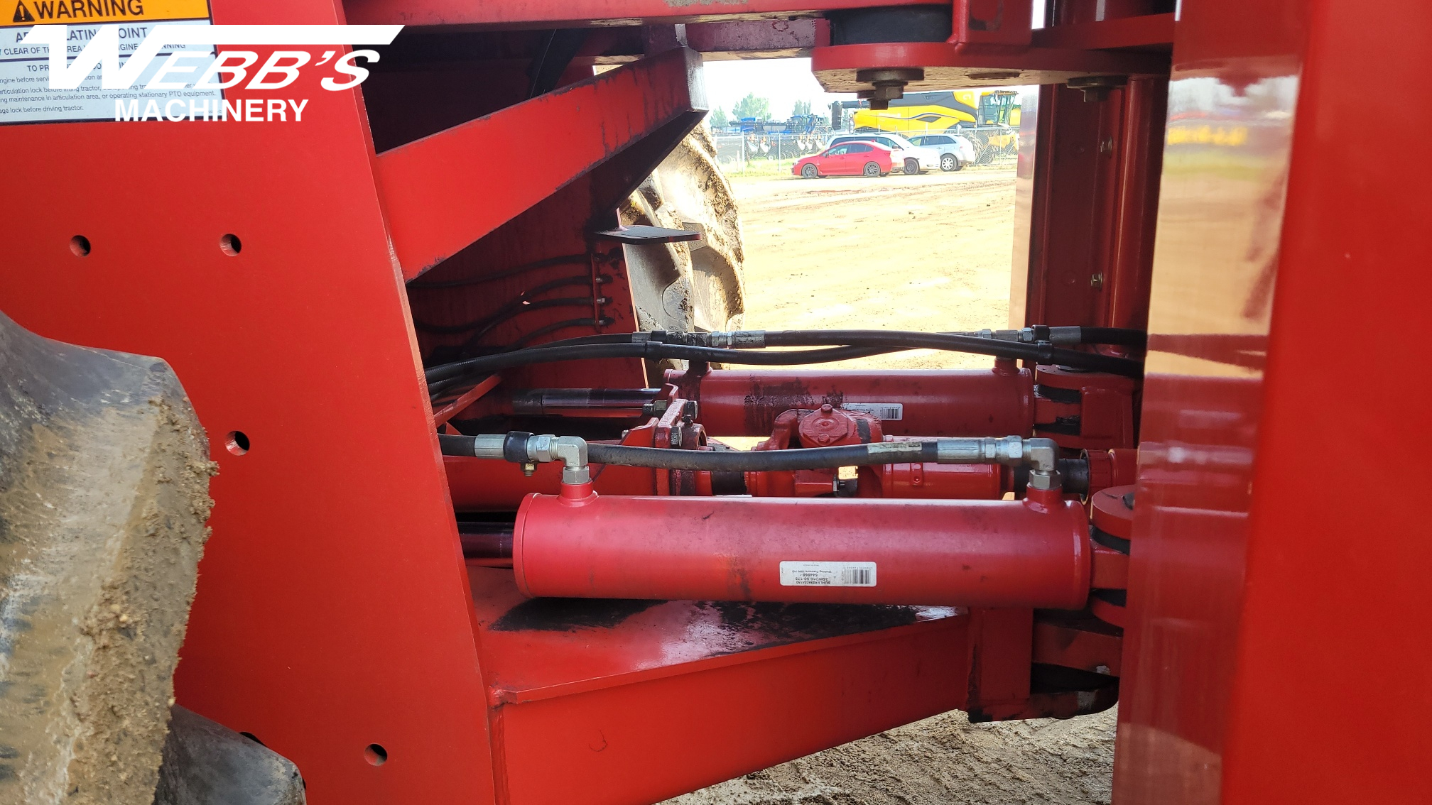 2013 Versatile 2375 Tractor