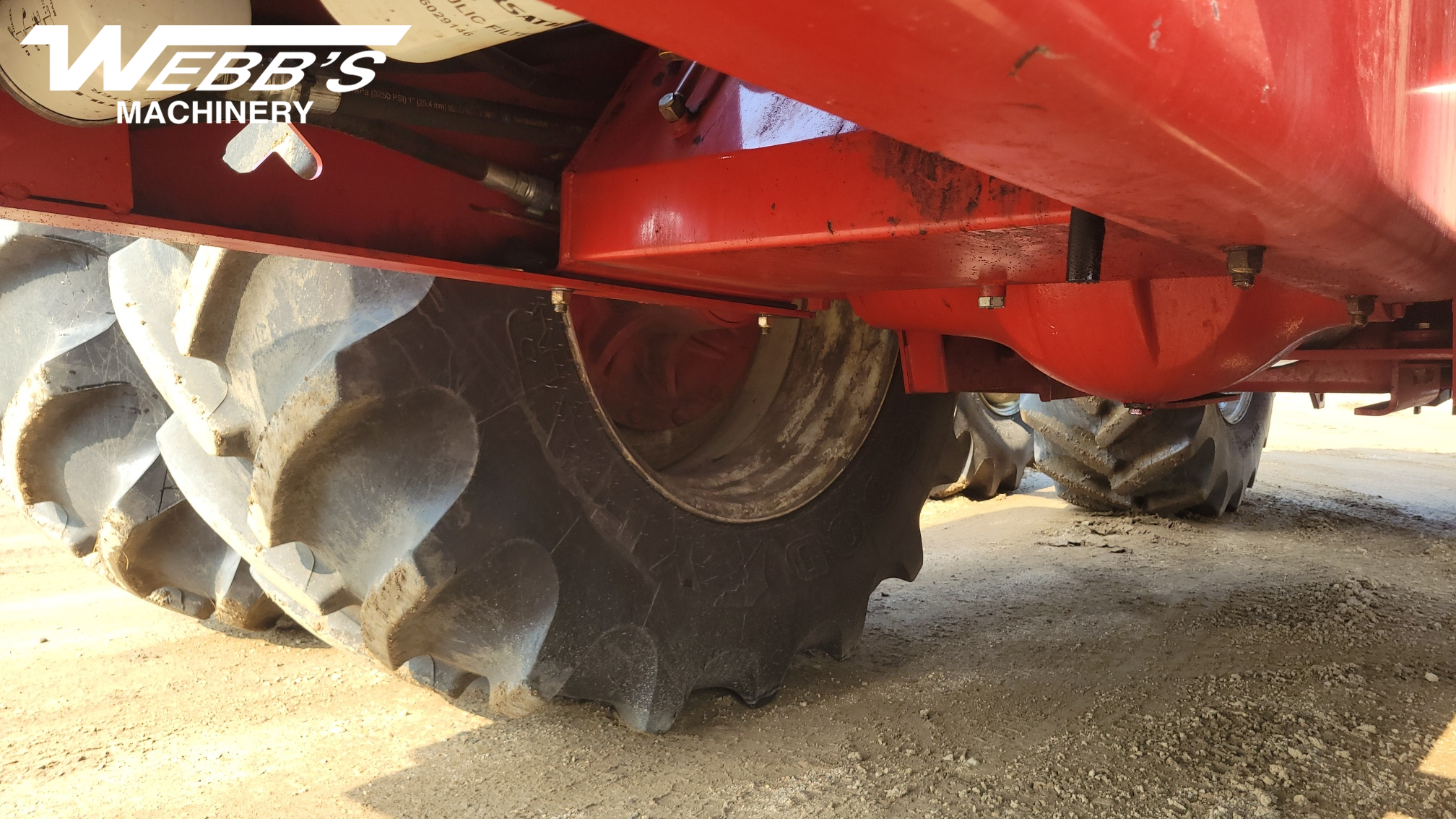 2013 Versatile 2375 Tractor