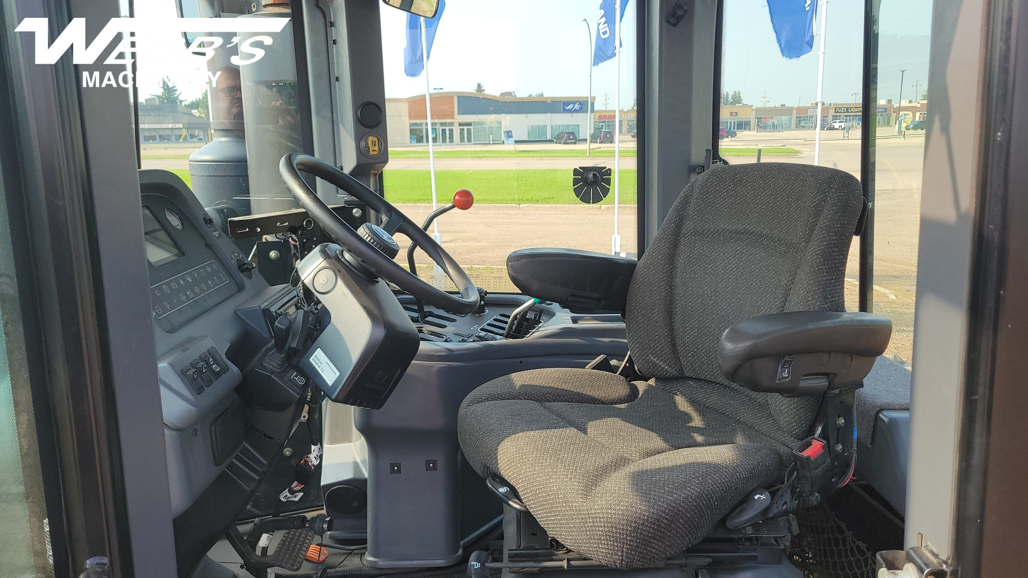 2013 Versatile 2375 Tractor