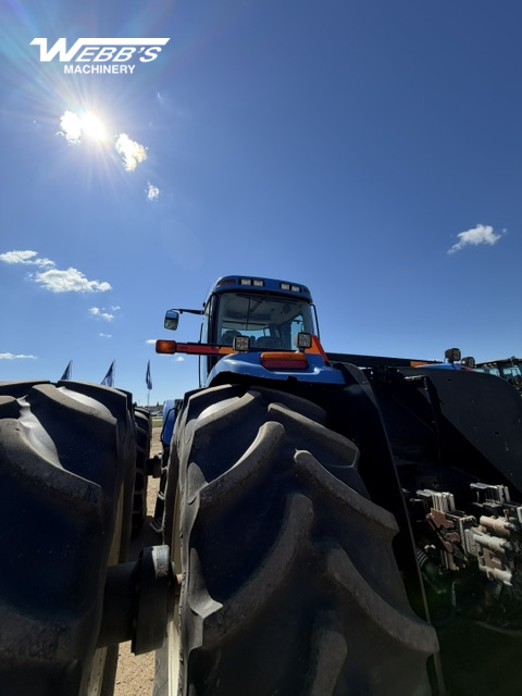 2009 New Holland T9060 Tractor