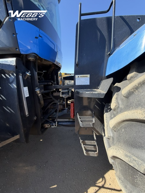 2009 New Holland T9060 Tractor
