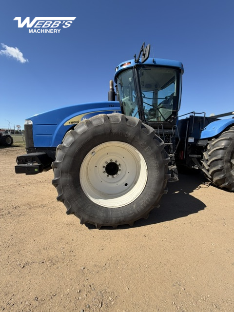2009 New Holland T9060 Tractor