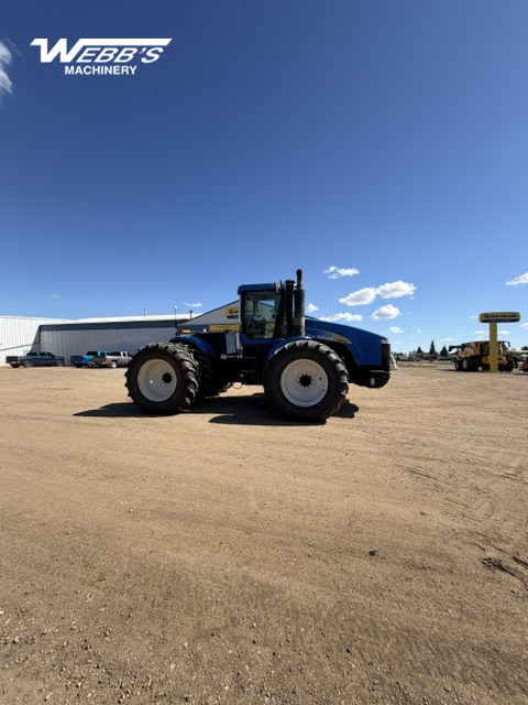 2009 New Holland T9060 Tractor