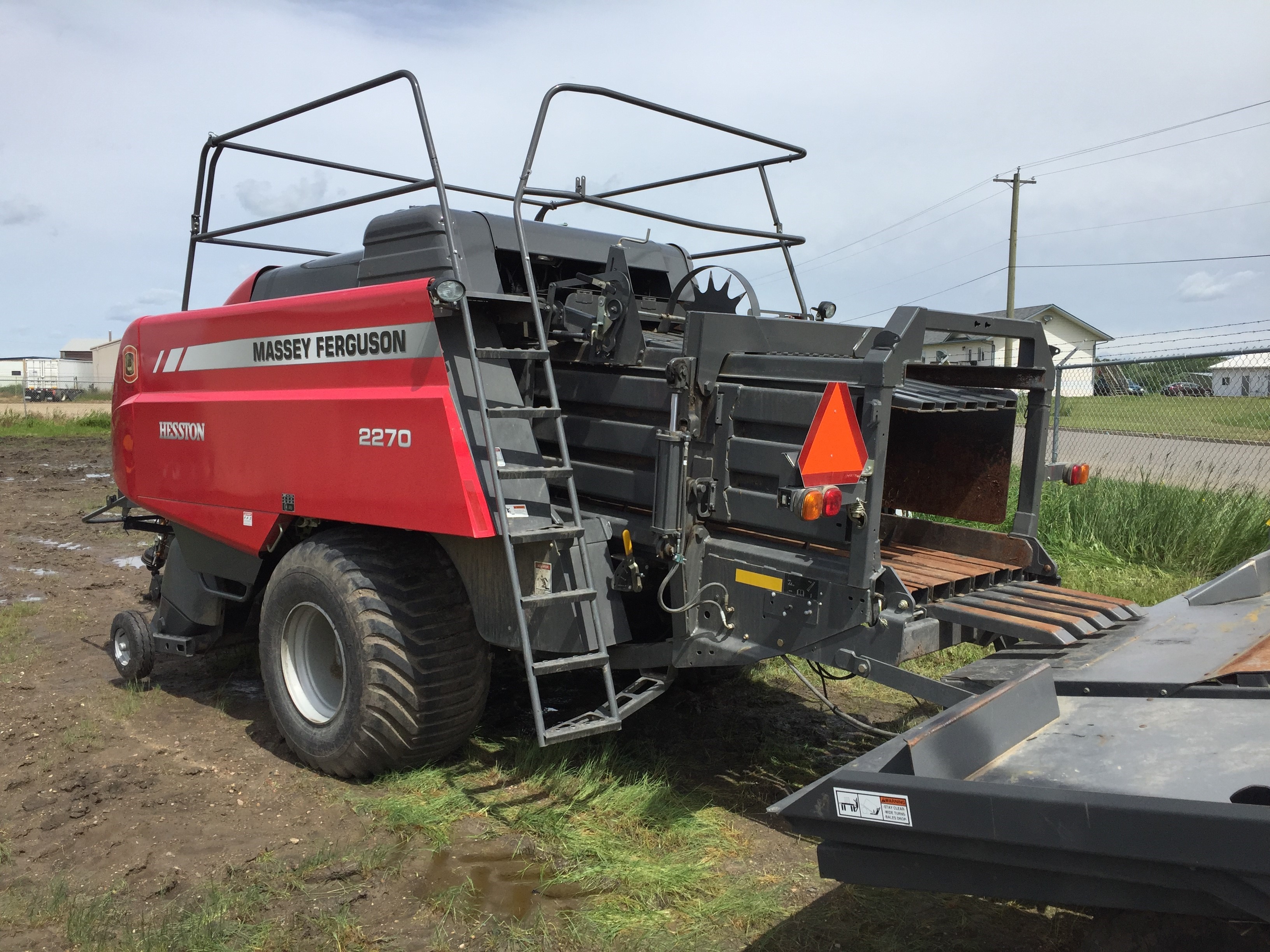 14 Massey Ferguson 2270 Baler Square For Sale In St Paul Ab Ironsearch