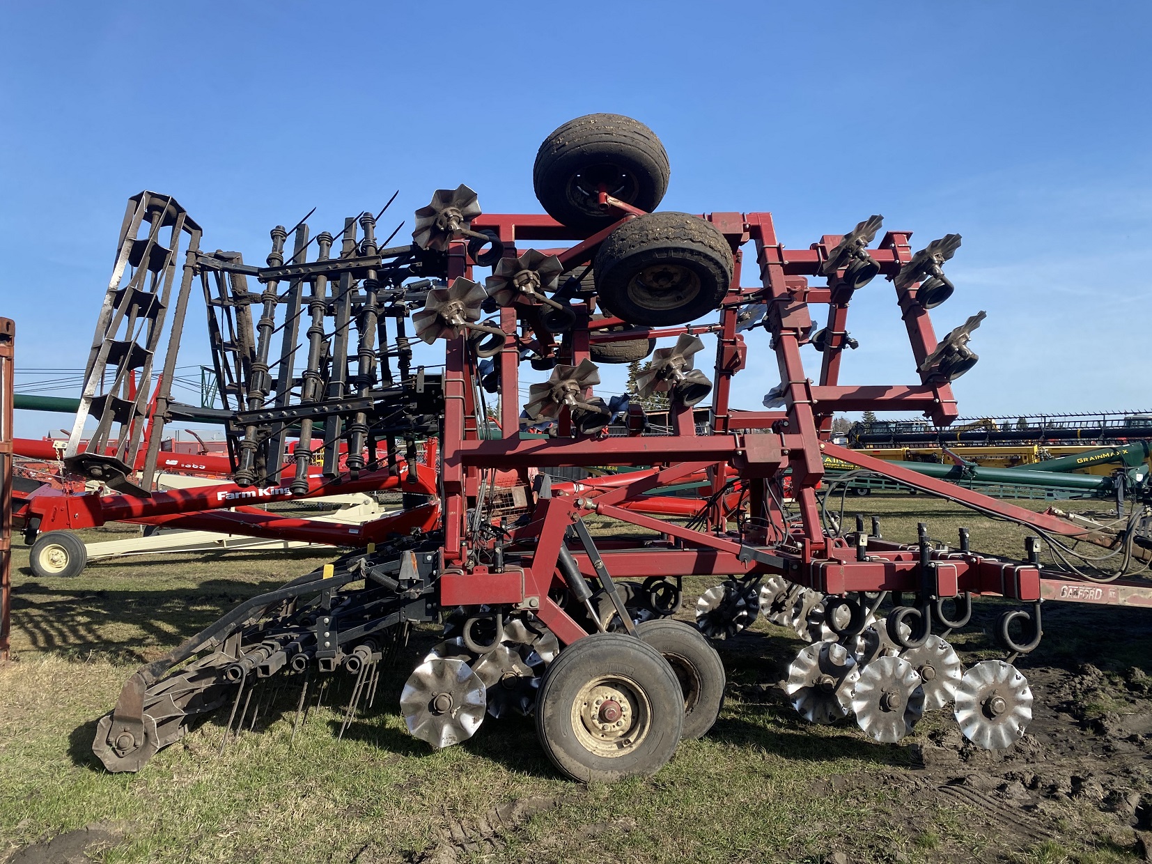 2011 Salford 570 Vertical Tillage