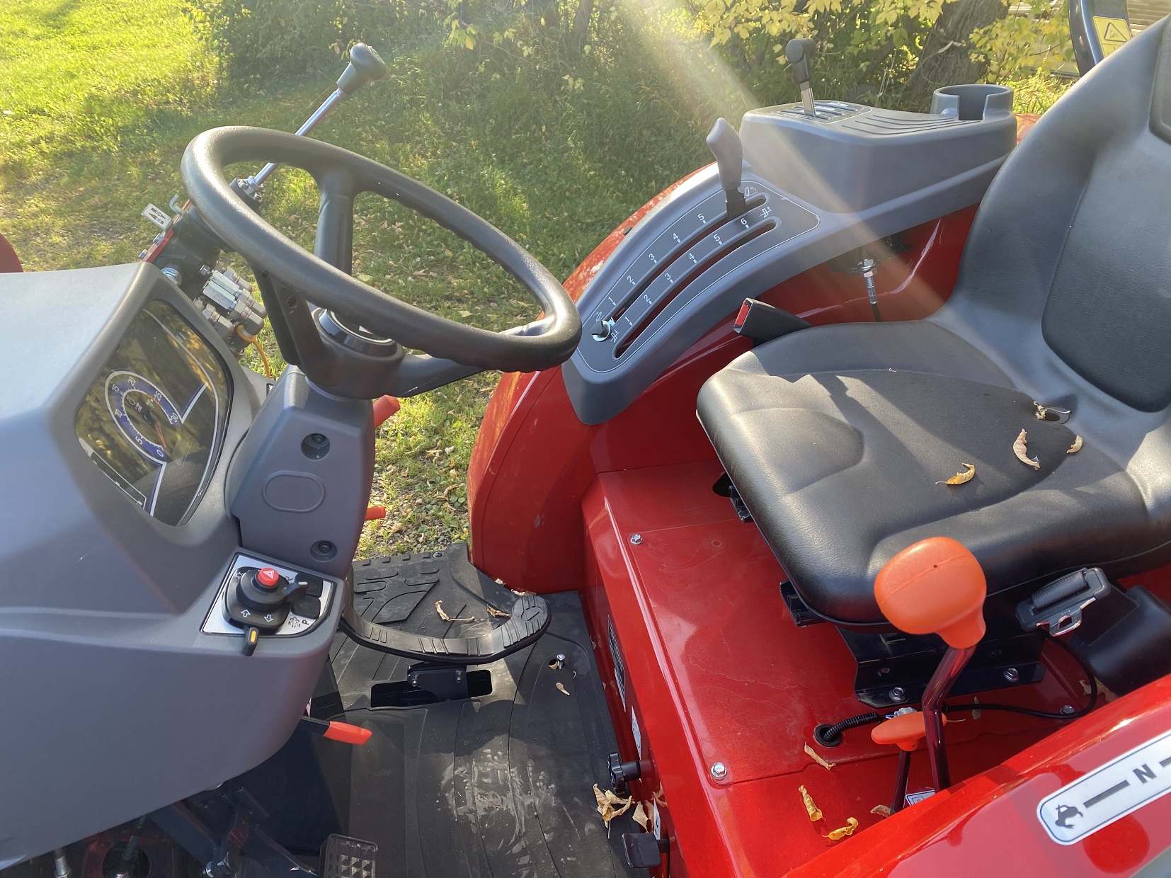 2023 Massey Ferguson 2850E Tractor