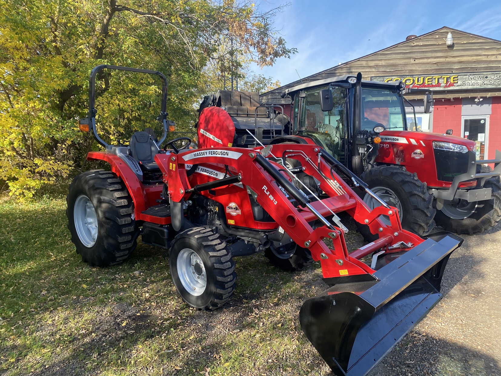 2023 Massey Ferguson 2850E Tractor