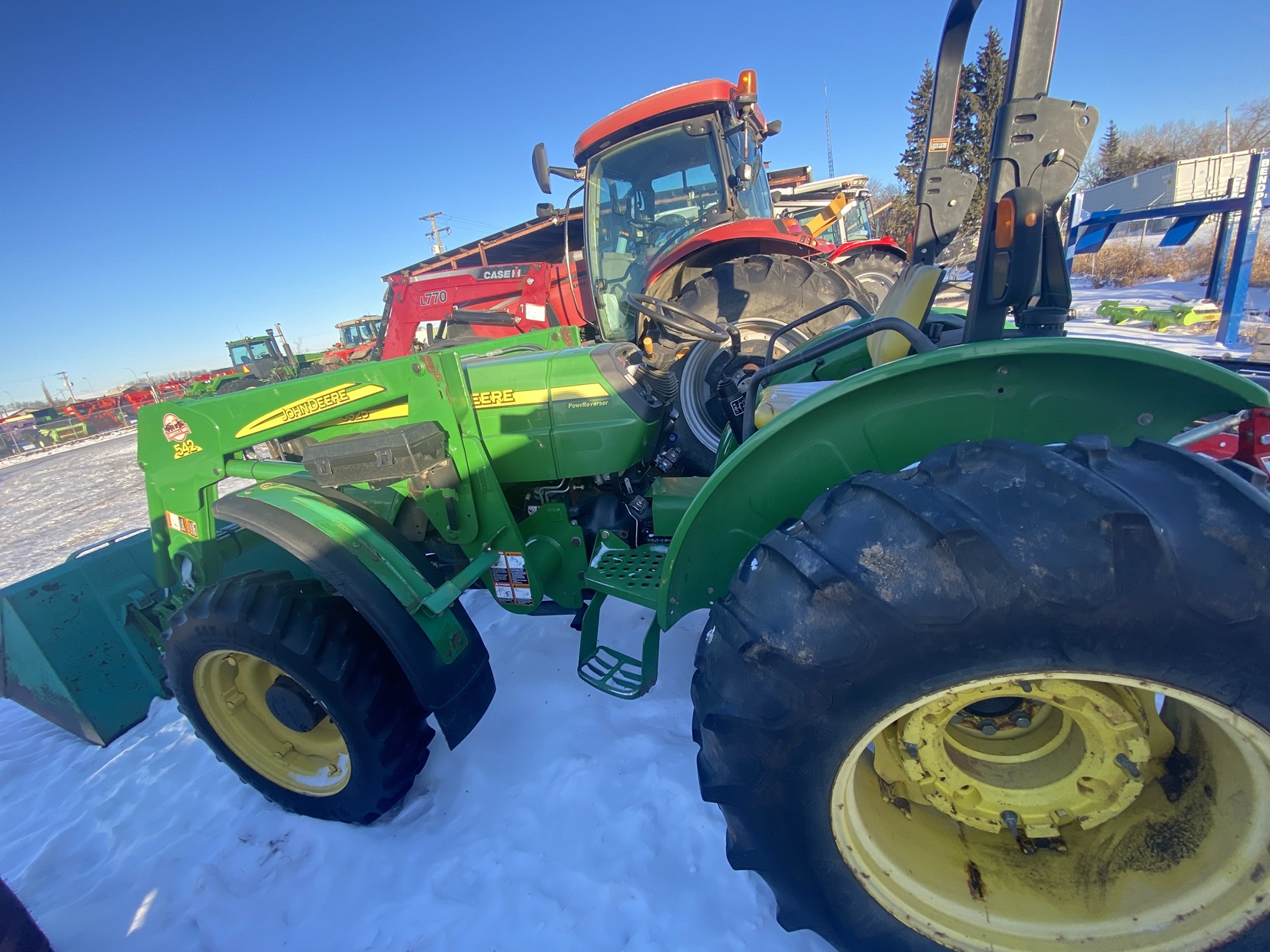 2006 John Deere 5325 Tractor