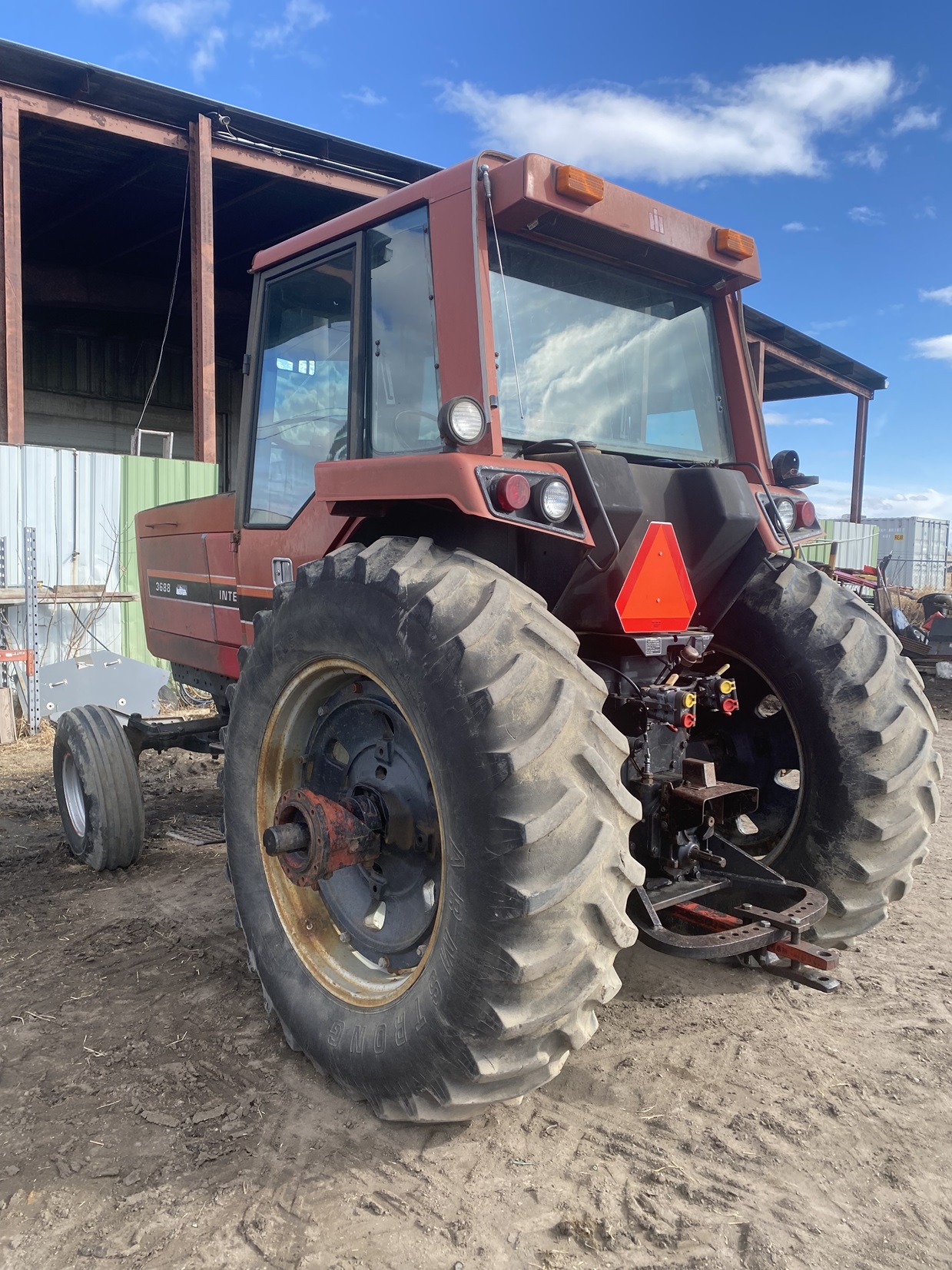 1981 International 3688 Tractor