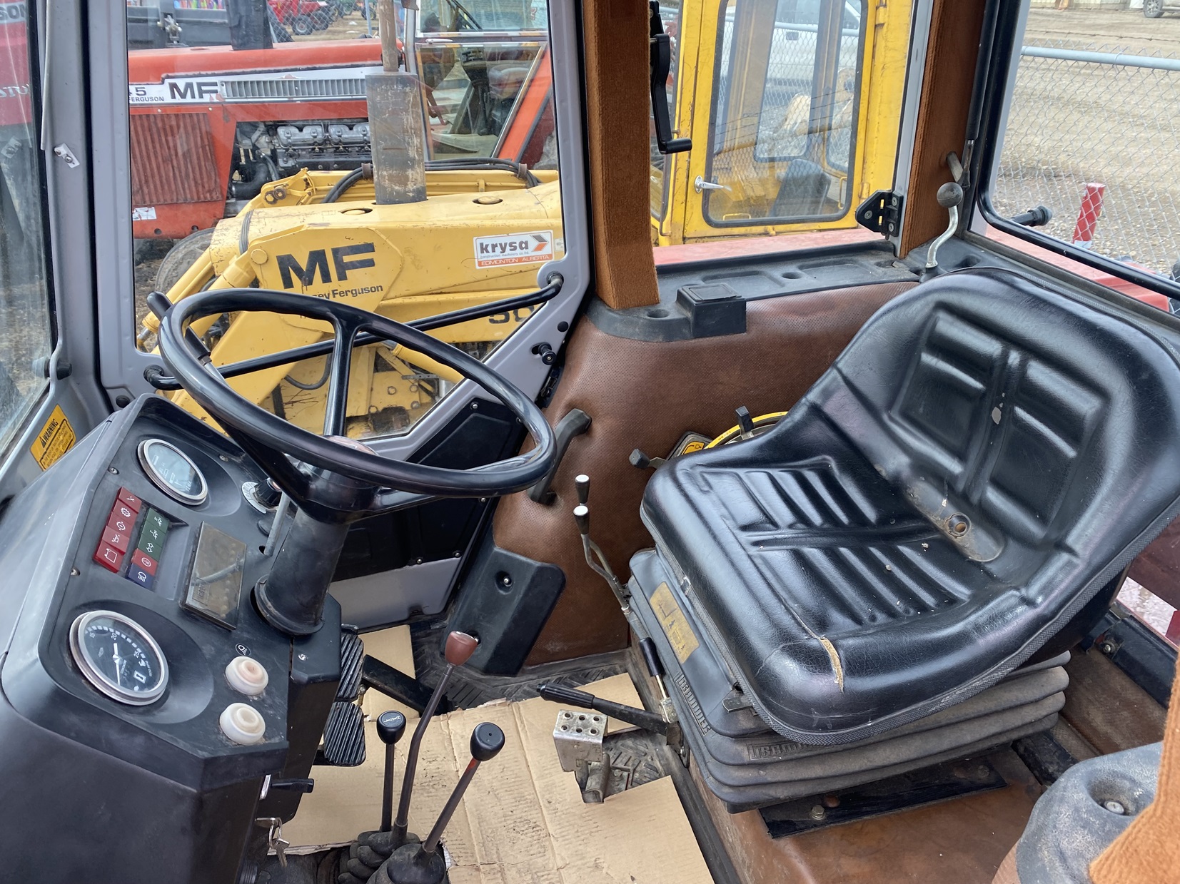 1983 Massey Ferguson 698 Tractor