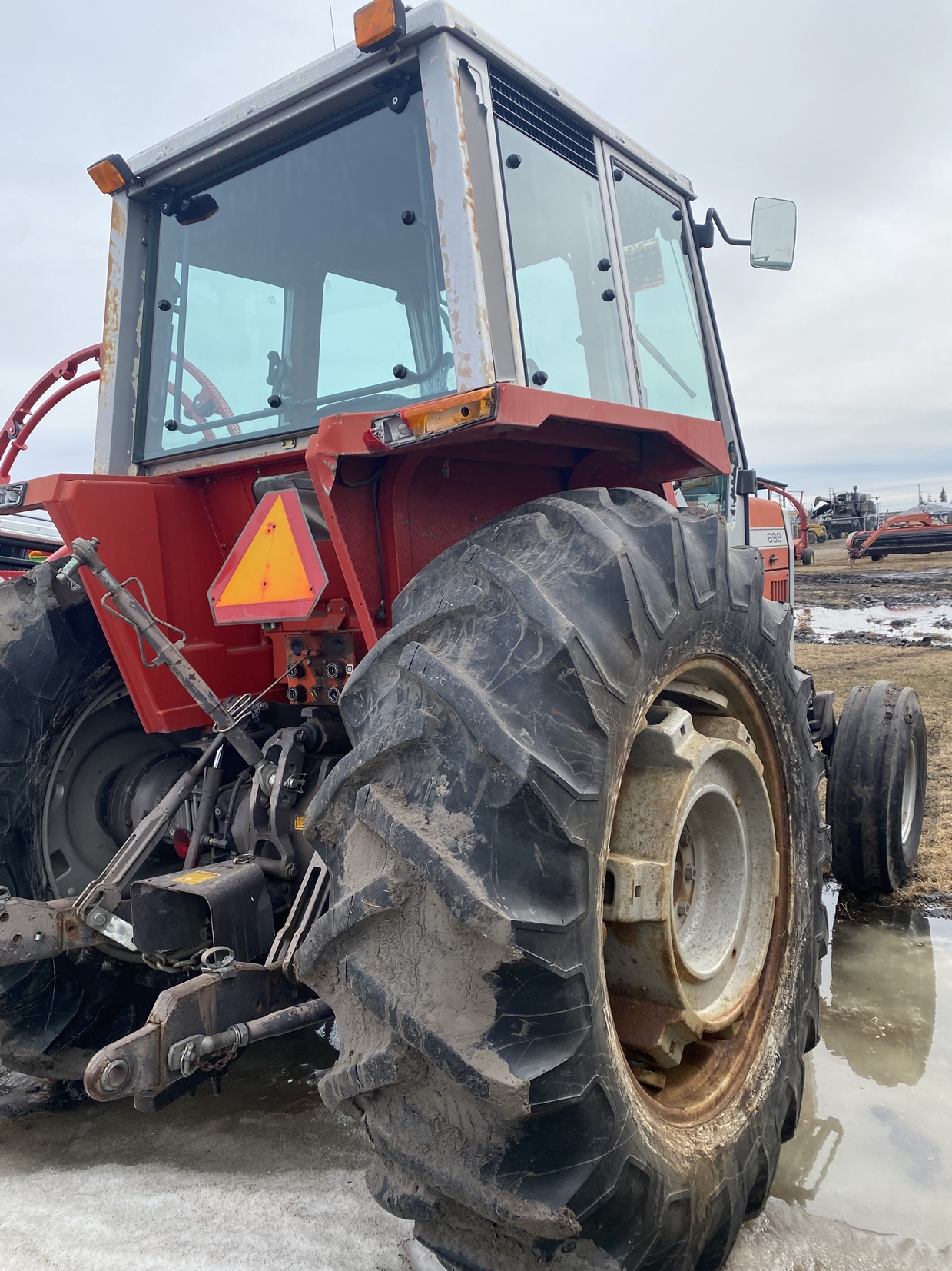 1983 Massey Ferguson 698 Tractor