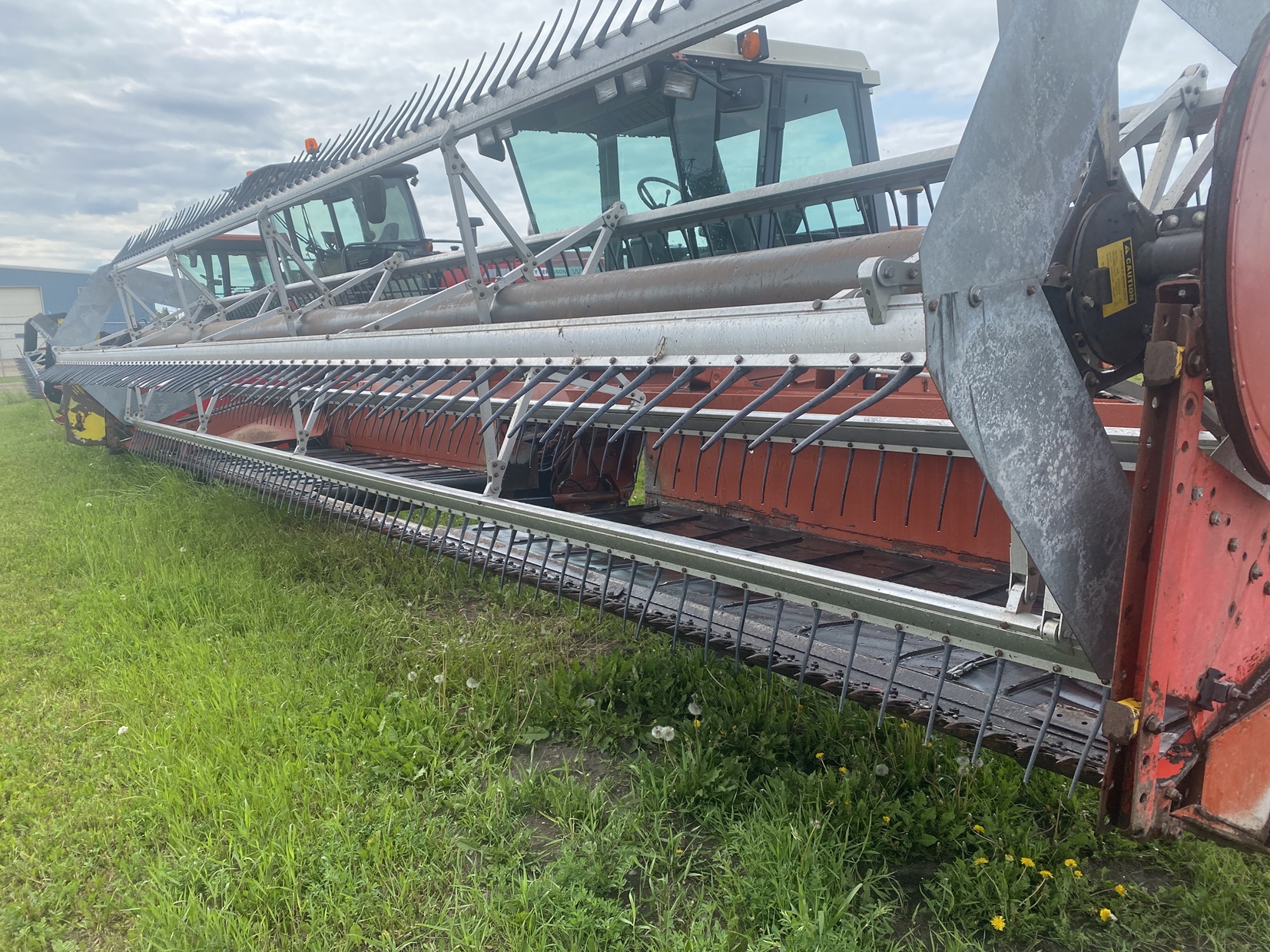 1995 AGCO Hesston 8100 Windrower