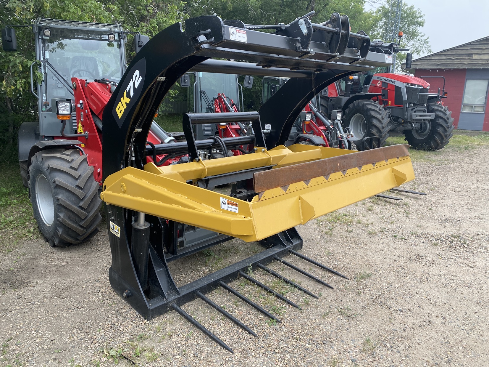 2022 HLA BK72 Bale Splitter