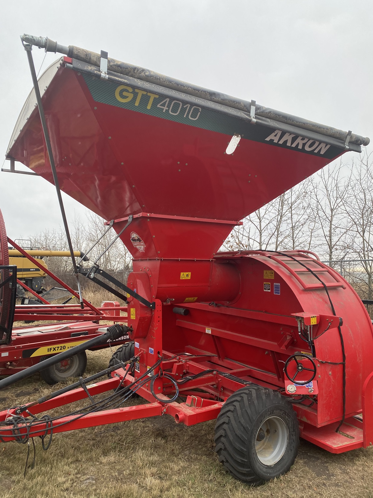 2019 Akron GTT4010 Bagger