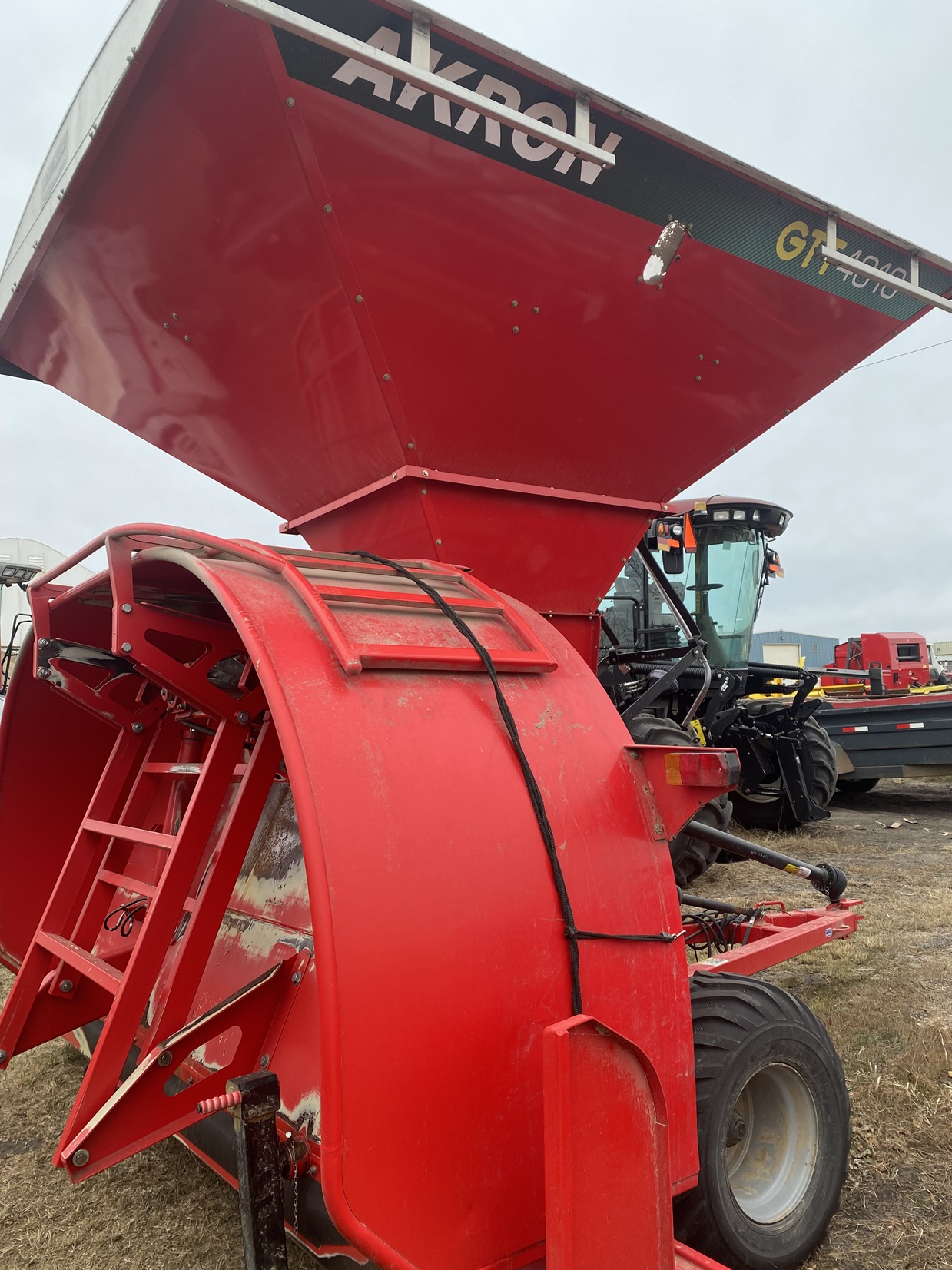 2019 Akron GTT4010 Bagger