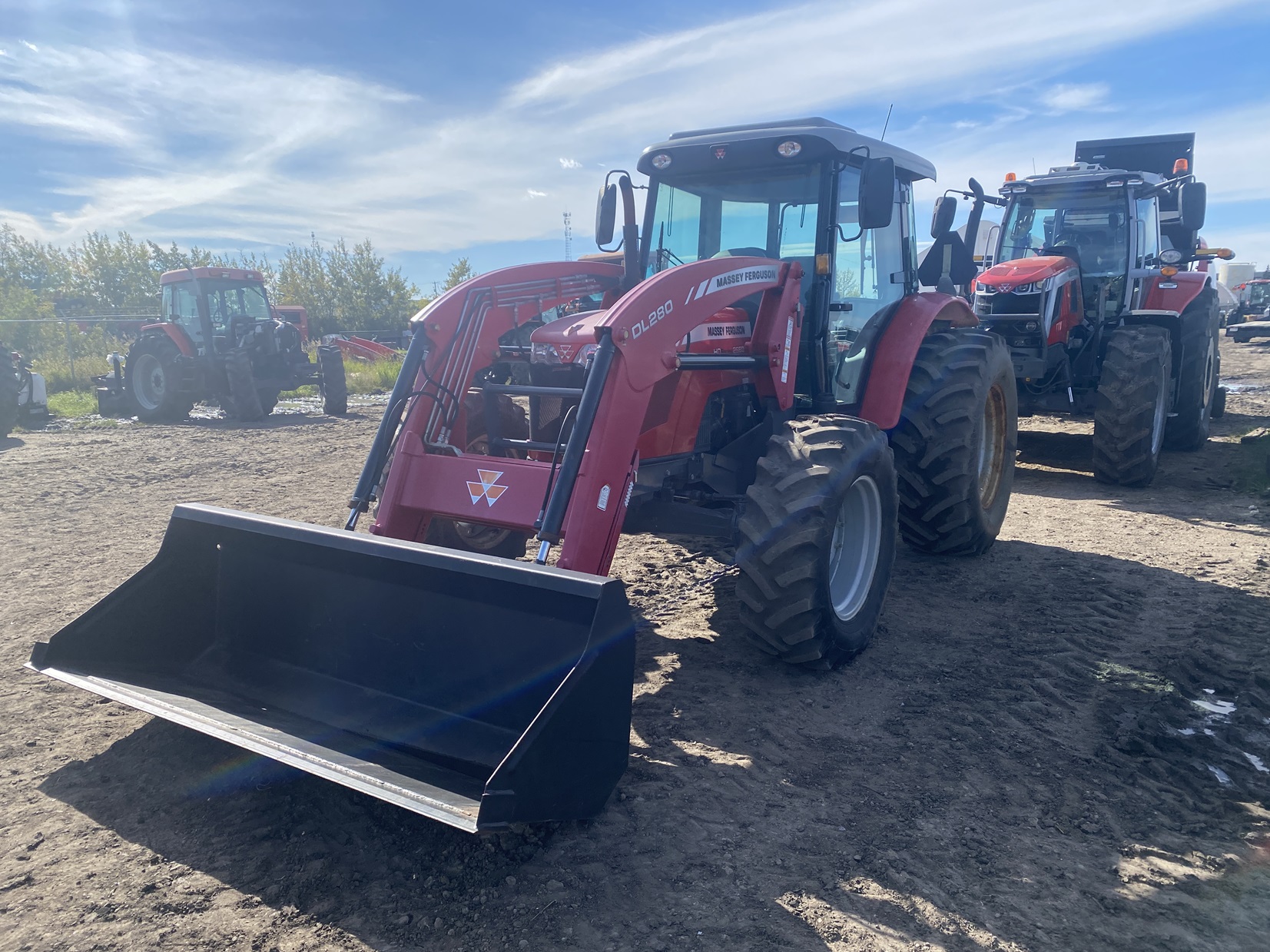 2012 Massey Ferguson 2680 Tractor