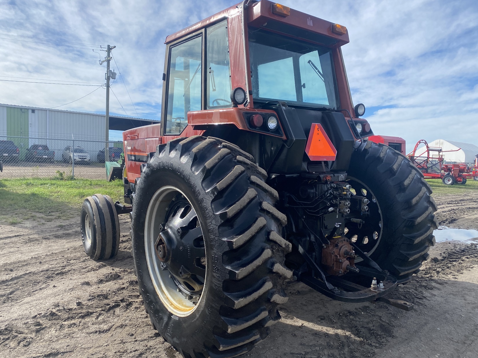 1981 International 5288 Tractor