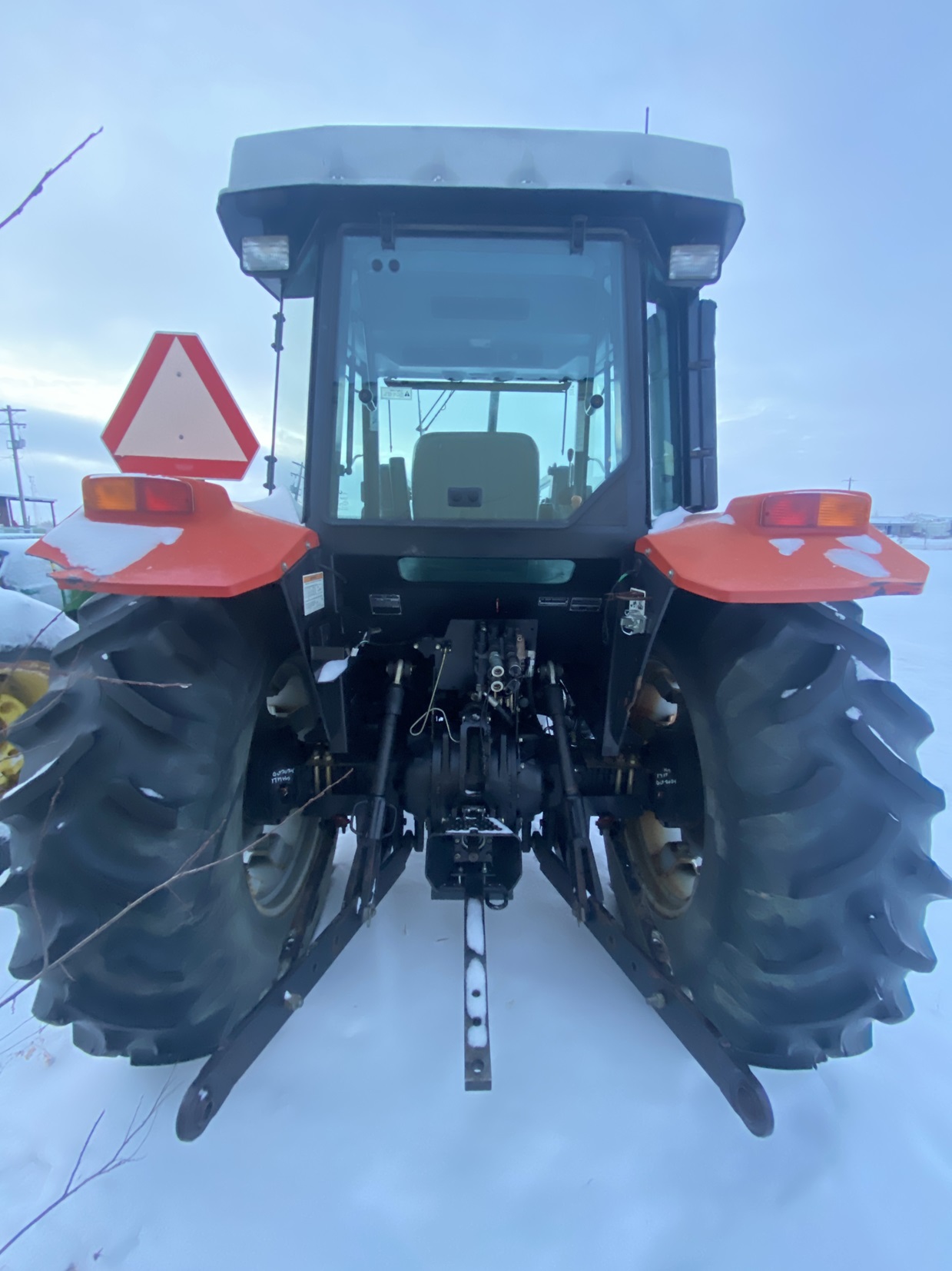 2004 Massey Ferguson 492 Tractor